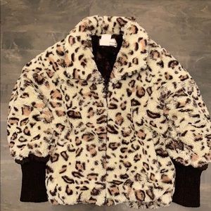 GUC Faux Fur Jacket 😍